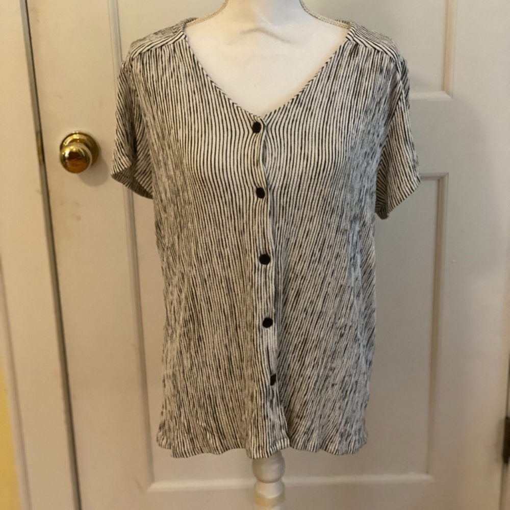 Black and White 90's Inspired Top